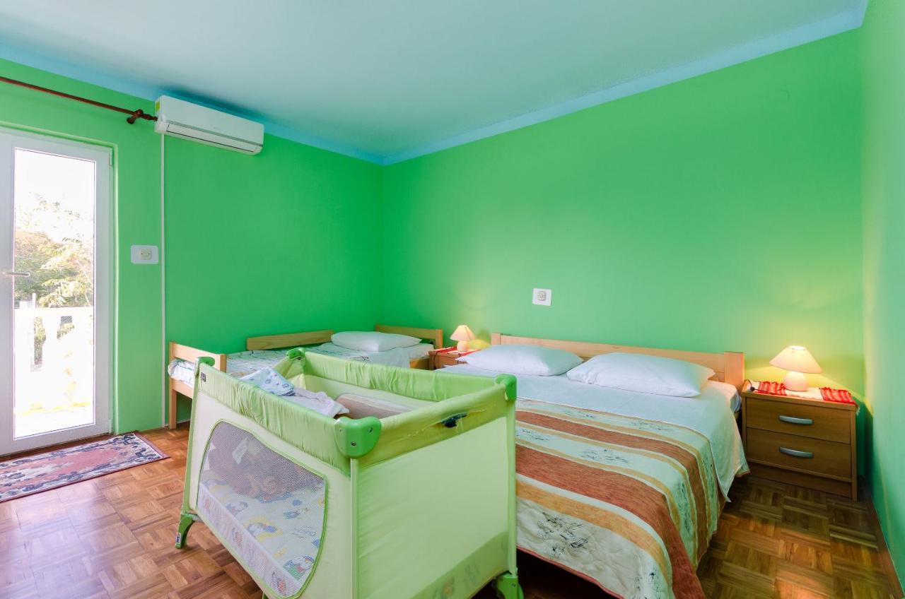 Apartment Marija Lopar Bagian luar foto