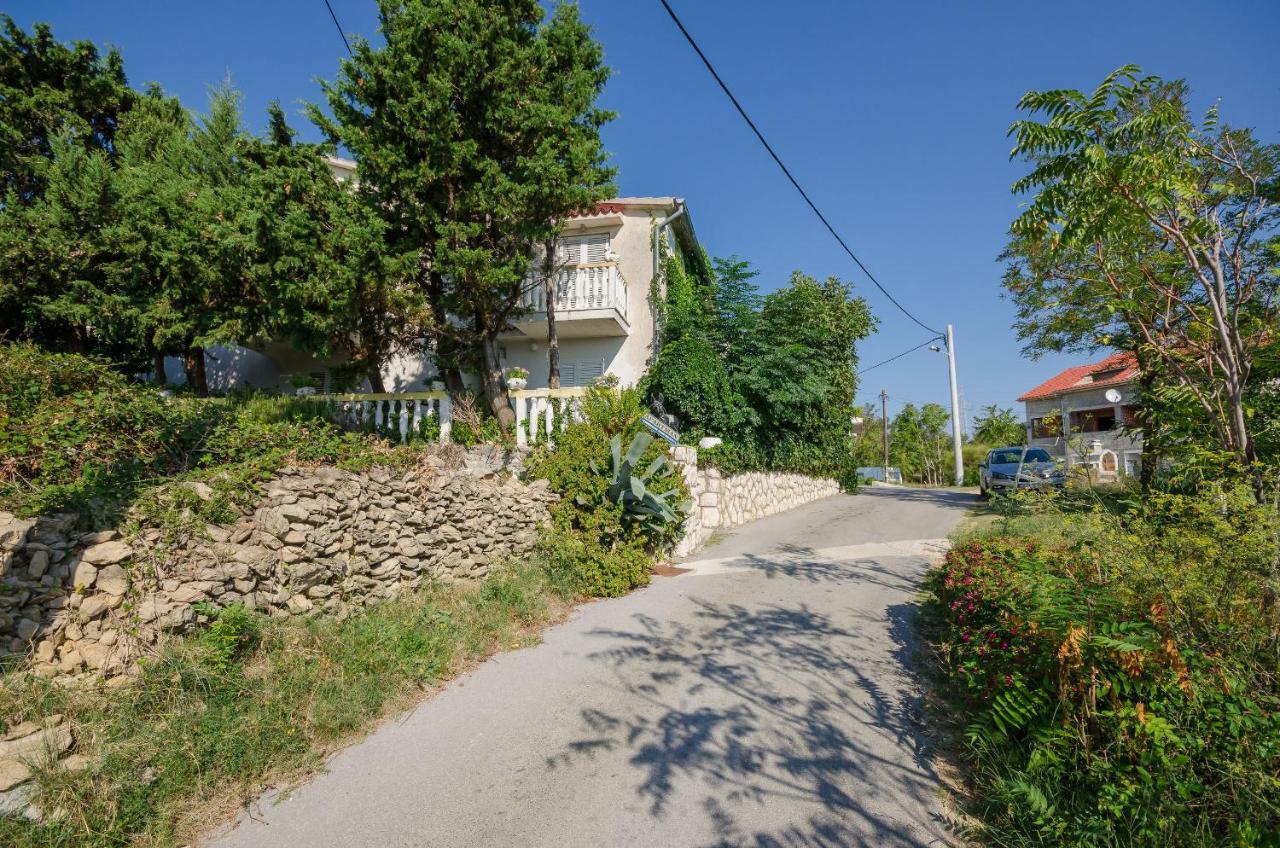 Apartment Marija Lopar Bagian luar foto
